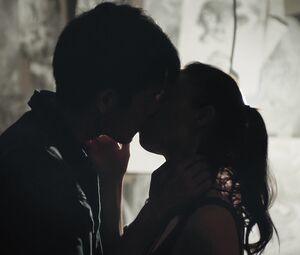 Salvita Decorte Nude - Halfworlds s01e04 (2017)