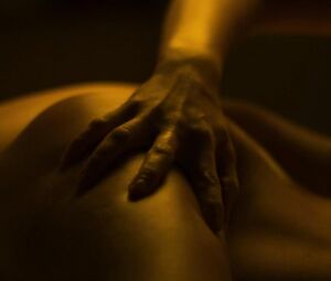 Ana Maria Polvorosa, Ana Fernandez Nude - Cable Girls s01e04 (2017)