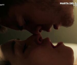 Andrea Trepat Nude - Mar De Plastico s02e11 (2016)