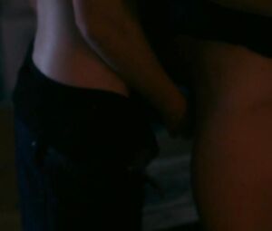 Natalie Krill, Erika Linder, Mayko Nguyen, Andrea Stefancikova Nude - Below Her Mouth (2016)2