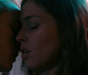 Natalie Krill, Erika Linder, Mayko Nguyen, Andrea Stefancikova Nude - Below Her Mouth (2016)2