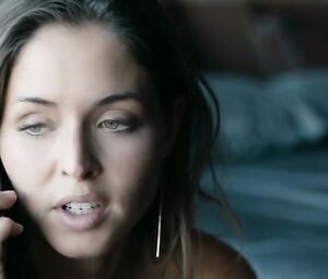 Natalie Krill, Erika Linder, Mayko Nguyen, Andrea Stefancikova Nude - Below Her Mouth (2016)2