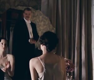 Abbie Cornish Sexy - W.E. (2011)