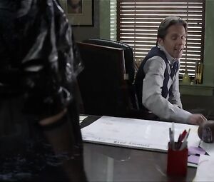 Alexis Knapp, Julie Gonzalo Sexy - Vamp U (2011)