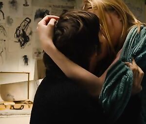 Evan Rachel Wood, T.V. Carpio Sexy - Across the Universe (2007)