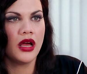 Kristen Johnston Sexy - Austin Powers_ The Spy Who Shagged Me (1999)