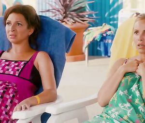 Madison Riley, Jamie Chung, etc Sexy - Grown Ups (2010)