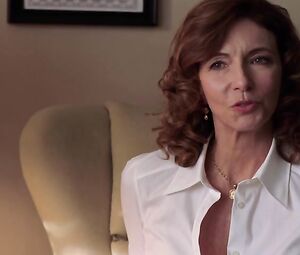 Mary Steenburgen Sexy - Numb (2007)