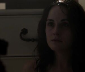 Michelle Dockery Sexy - Good Behavior s01e01 (2016)