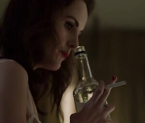 Michelle Dockery Sexy - Good Behavior s01e01 (2016)