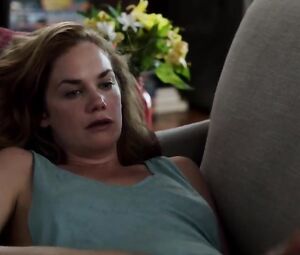 Ruth Wilson Sexy - The Affair (2015) s02e03