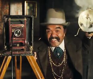 Salma Hayek, Penélope Cruz Sexy - Bandidas (2006)