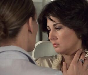 Elisabeth Margoni Nude, Dany Kogan (nn) - Le Professionnel (FR 1981)