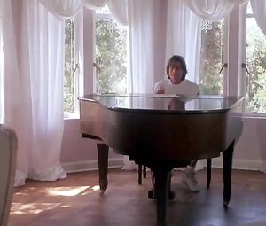 Lea Thompson, Victoria Jackson Nude - Casual Sex (1988)