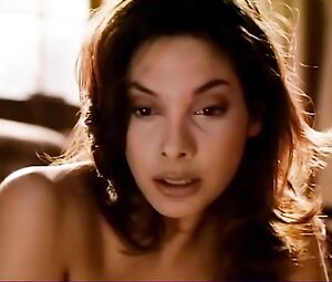 Alex Meneses Nude, Nicole Eggert (nn) - Amanda and the Alien (1995)