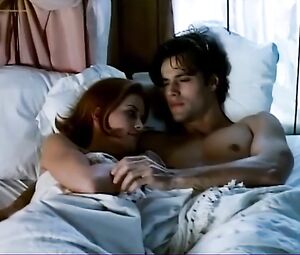 Alex Meneses Nude, Nicole Eggert (nn) - Amanda and the Alien (1995)