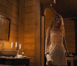 Alice Eve nude - The Stolen (UK-NZ-DE 2017)