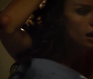 Ana Alexander Nude - Chemistry - s01e03 (US 2011)