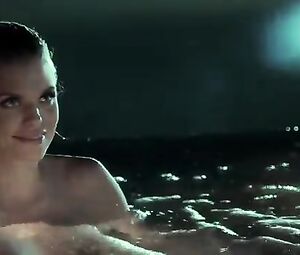 AnnaLynne McCord Nude - Gutshot Straight (2014)