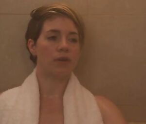 Aubrey Plaza, Alice Wetterlund Nude - Mike & Dave Need Wedding Dates (2016)