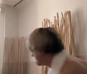 Aubrey Plaza, Alice Wetterlund Nude - Mike & Dave Need Wedding Dates (2016)