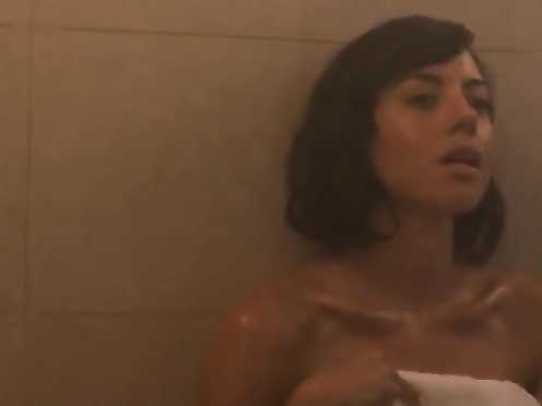 Aubrey Plaza Alice Wetterlund Nude Mike Dave Need Wedding Dates Video Best Sexy