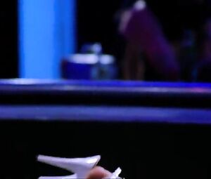 Daryl Hannah Nude - Dancing at the Blue Iguana (2000)