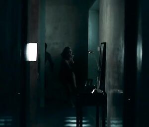 Diane Kruger Nude - Inhale (2010)