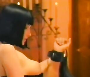 Dita Von Teese Nude - Romancing Sara (1995)
