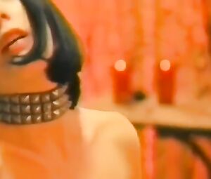 Dita Von Teese Nude - Romancing Sara (1995)