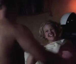 Drew Barrymore Nude - Boys On The Side (US 1994)