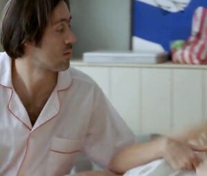 Frederique Bel Nude - Fais-moi plaisir! (2009)