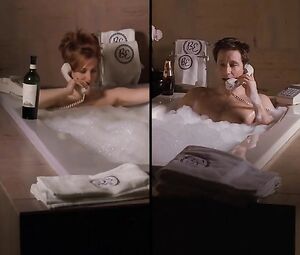Gillian Anderson Nude - The X-Files (2000) s07e19