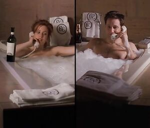 Gillian Anderson Nude - The X-Files (2000) s07e19