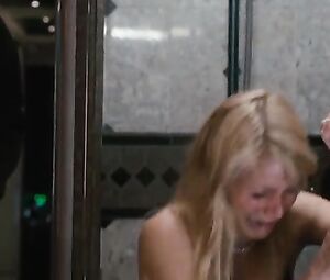 Gwyneth Paltrow and Leighton Meester - Country Strong (2010)