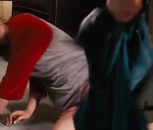 Gwyneth Paltrow and Leighton Meester - Country Strong (2010)