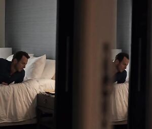 Heather Graham hot - Flaked (2016) S01E03