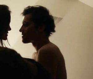 Isabelle Ryan naked, Léa Moszkowicz Nude - Happy (2015)