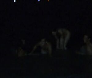 Isabelle Ryan naked, Léa Moszkowicz Nude - Happy (2015)