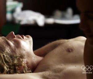 Jane Harber Nude - Offspring s04e10 (2013)