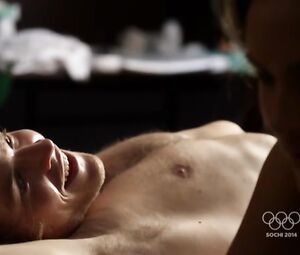 Jane Harber Nude - Offspring s04e10 (2013)