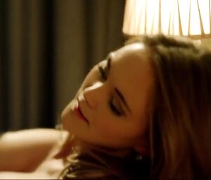 Jayne Wisener Nude - Injustice s01e02-05 (2011)