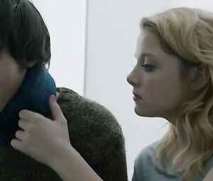 Jella Haase, Paula Beer Nude - 4 Konige (2015)