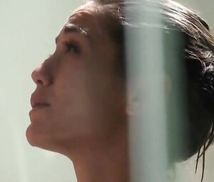 Jennifer Lauret Nude - Une Famille Formidable s12e04 (2015)