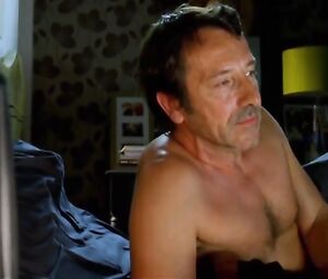 Julie Gayet Nude - Amoreuse (2010)