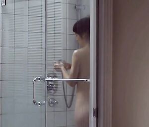 Laurence Leboeuf, Eve Duranceau Nude - Marche à L Ombre s01e01 (CA 2015) 720p