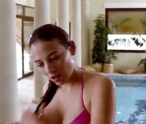 Loeonor Watling Nude - Son del Mar (2001)