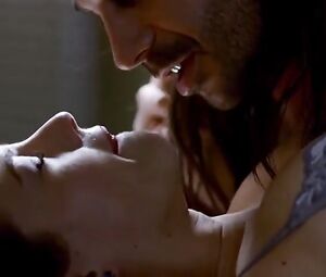 Loeonor Watling Nude - Son del Mar (2001)