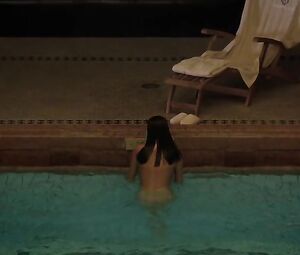 Lori Heuring, Zita Gorog Nude - 8MM 2 (2005)