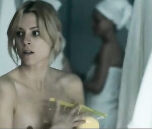 Maggie Civantos, Berta Vázquez Nude - Locked Up (2015) s01